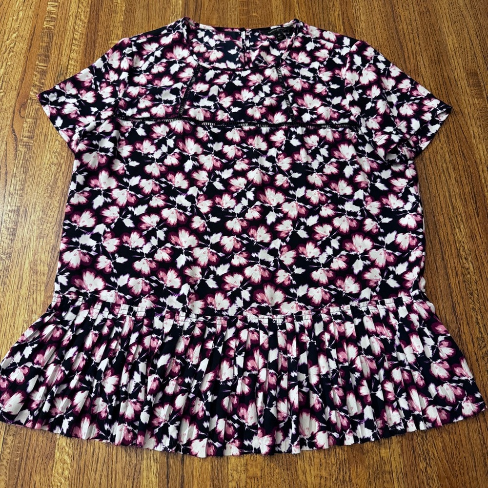 Banana Republic Round Neck Multi-Colored Short Sleeve Pullover Blouse sz M